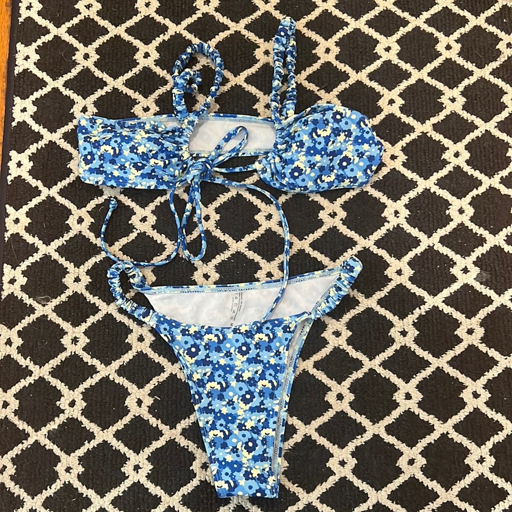 Brand New Shein Blue & Yellow Floral Bikini